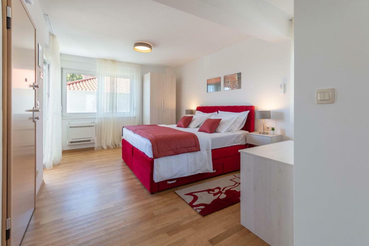 פודסטראנה Apartment House Ivan John מראה חיצוני תמונה