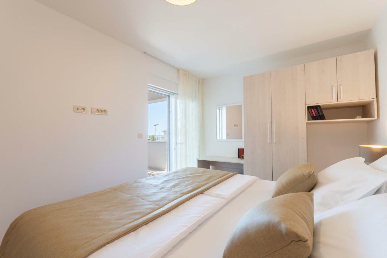 פודסטראנה Apartment House Ivan John מראה חיצוני תמונה