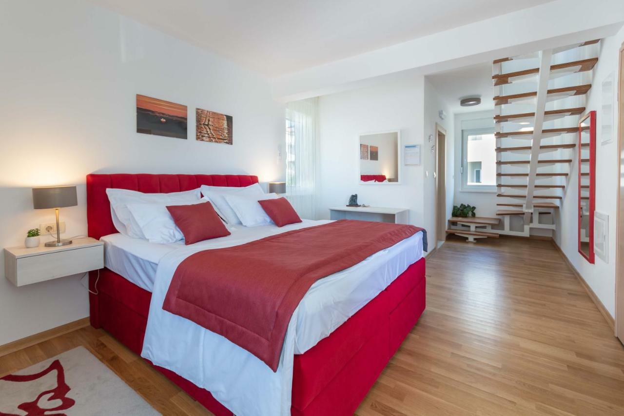 פודסטראנה Apartment House Ivan John מראה חיצוני תמונה