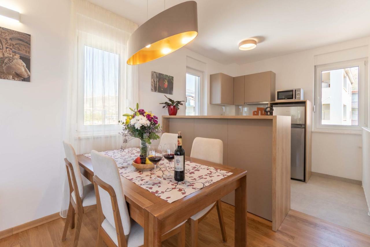 פודסטראנה Apartment House Ivan John מראה חיצוני תמונה